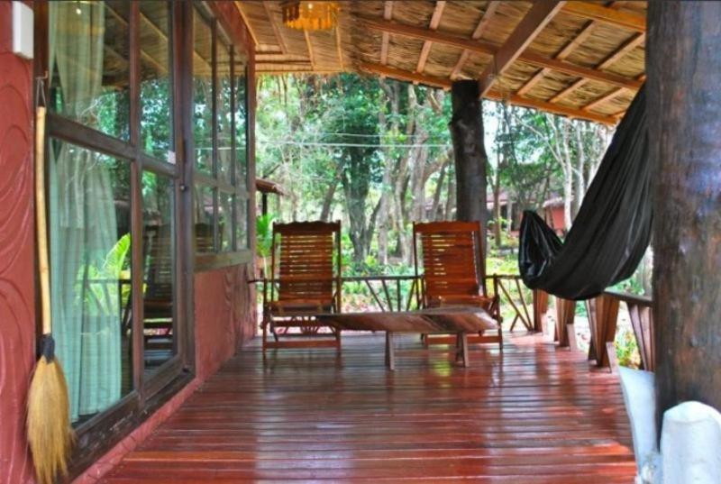 Bamboo Bungalows Koh Phayam Dış mekan fotoğraf