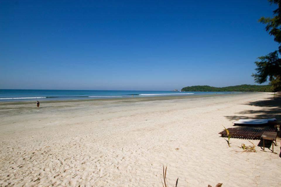 Bamboo Bungalows Koh Phayam Dış mekan fotoğraf