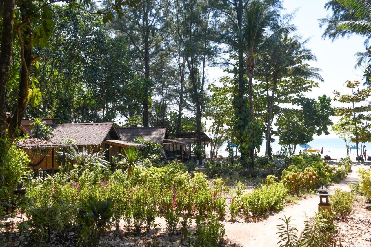 Bamboo Bungalows Koh Phayam Dış mekan fotoğraf